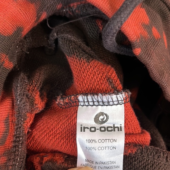 Iro-Ochi | Tie Dye Heart breaker Shorts - Picture 6 of 7